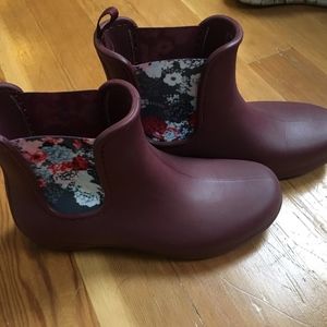 Women's Crocs Freesail Chelsea Boot